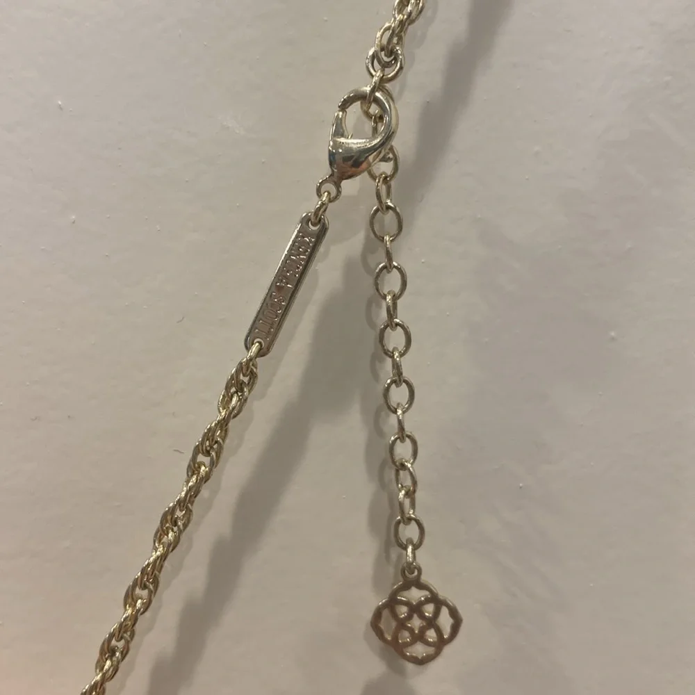 Kendra Scott White Iridescent Rae Necklace - Picture 3 of 4